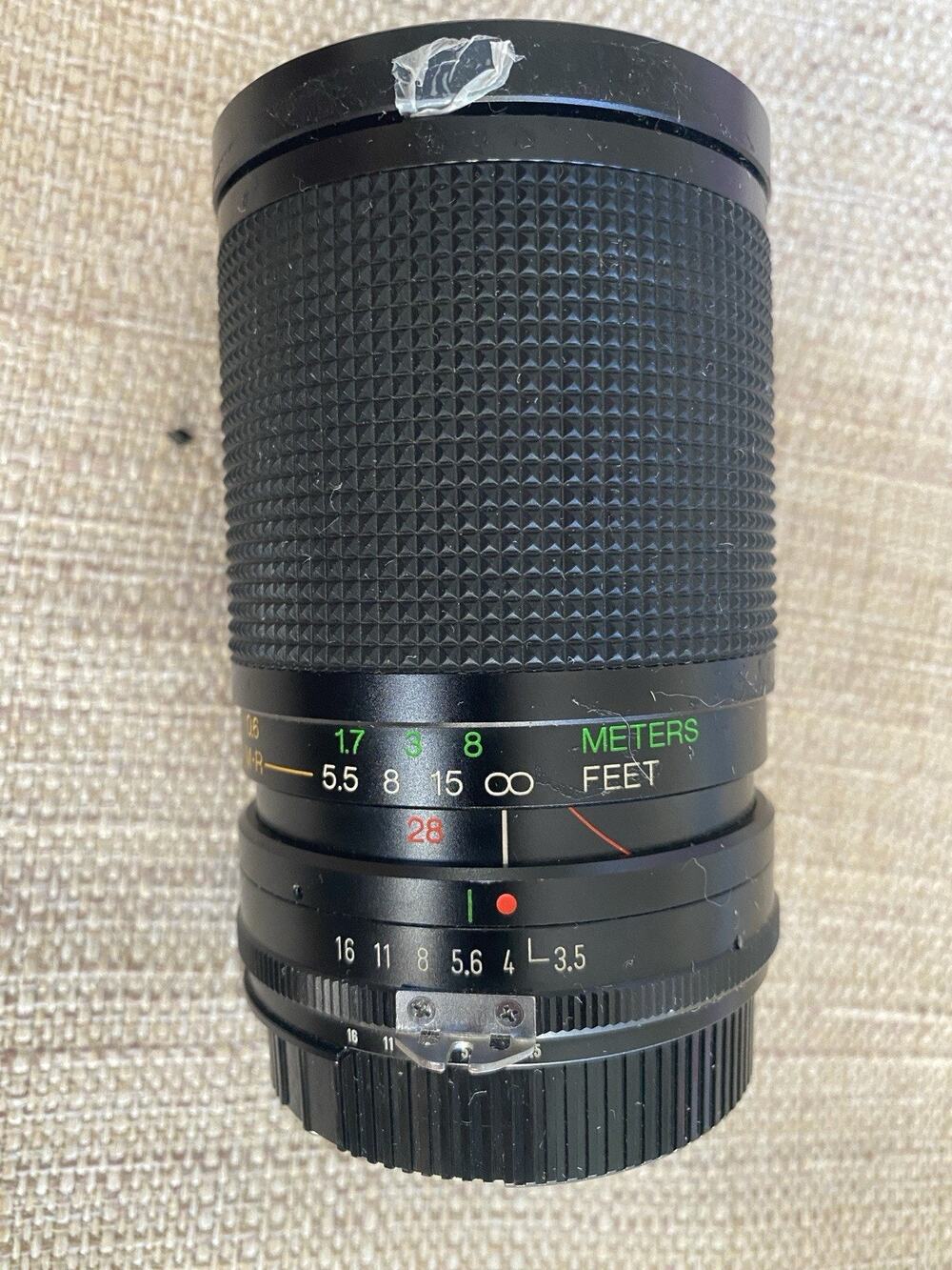 Tamron 28-85mm f/3.5-4.5 MC Macro Focusing Zoom Lens (Canon FD Mount)